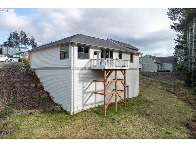 4145 Se INLET Ave, Lincoln City, OR 97367