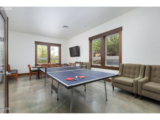 4145 Se INLET Ave, Lincoln City, OR 97367