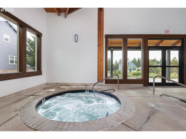 4145 Se INLET Ave, Lincoln City, OR 97367