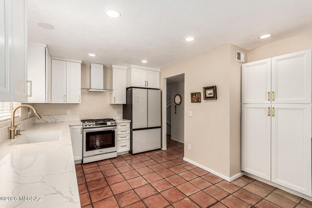 840 E Placita Leslie, Tucson, AZ 85718