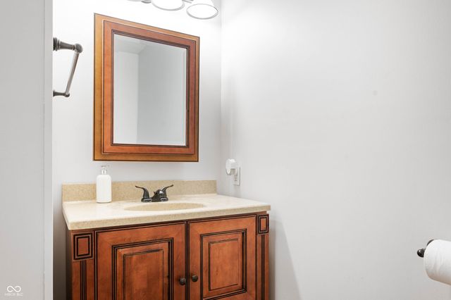 3798 S 100 Road W, Hartford City, IN 47348