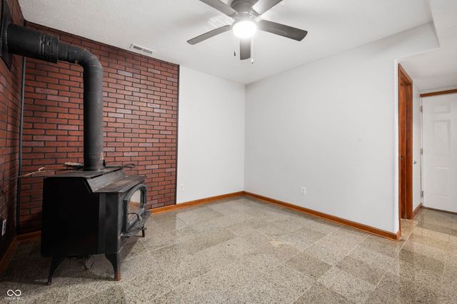 3798 S 100 Road W, Hartford City, IN 47348