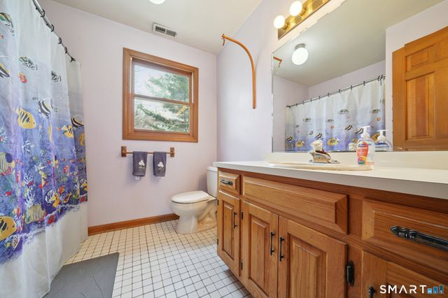 22 Knollwood Drive, Fairfield, CT 06824