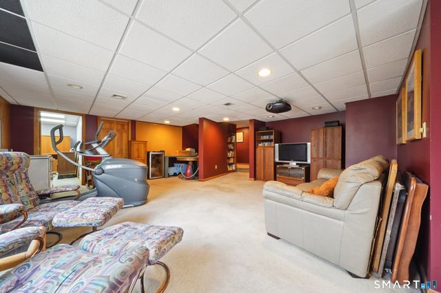 22 Knollwood Drive, Fairfield, CT 06824