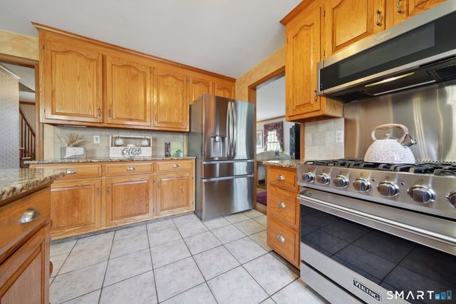 22 Knollwood Drive, Fairfield, CT 06824