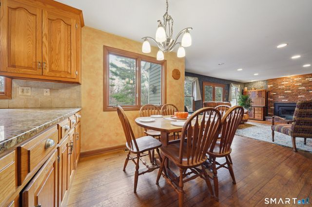 22 Knollwood Drive, Fairfield, CT 06824