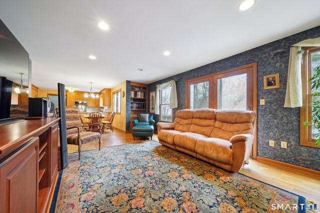 22 Knollwood Drive, Fairfield, CT 06824