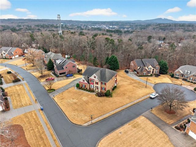 1739 Nemours Dr., Kennesaw, GA 30152