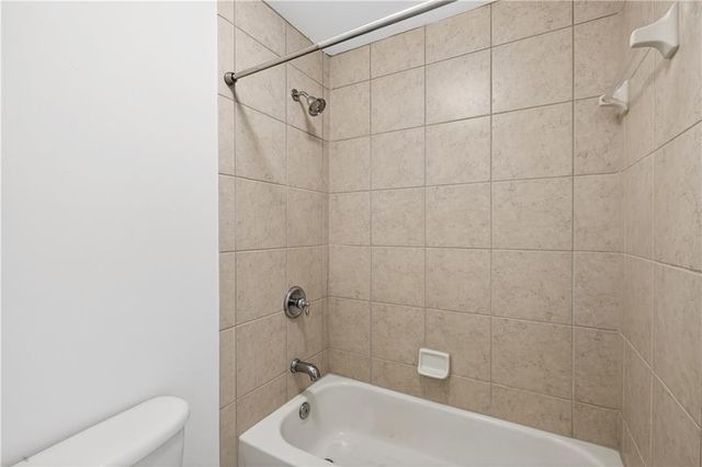 1739 Nemours Dr., Kennesaw, GA 30152