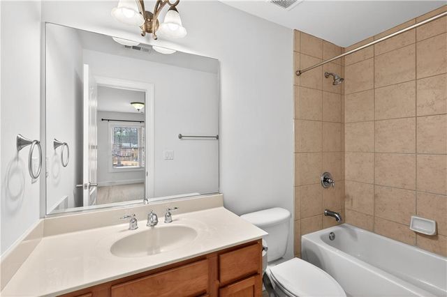 1739 Nemours Dr., Kennesaw, GA 30152