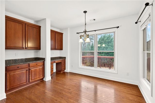 1739 Nemours Dr., Kennesaw, GA 30152
