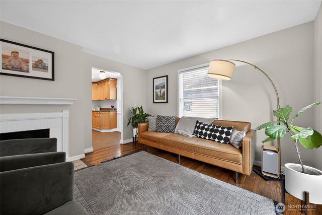 7310 30th Avenue SW, Seattle, WA 98126