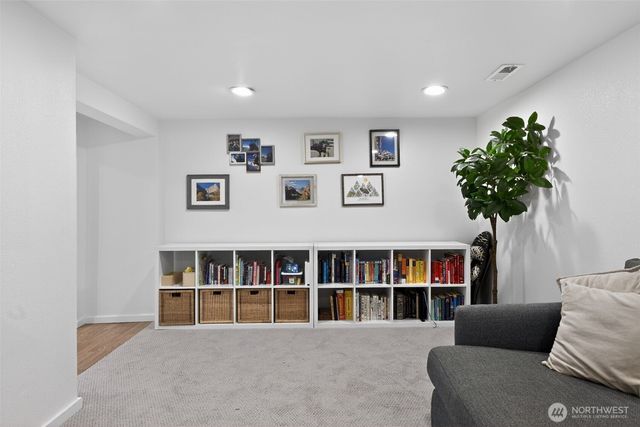 7310 30th Avenue SW, Seattle, WA 98126