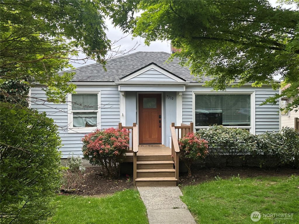 7310 30th Avenue SW, Seattle, WA 98126
