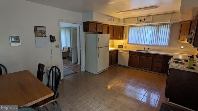 177 SUGARMAN RD, Coatesville, PA 19320