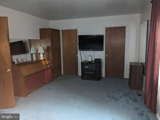 177 SUGARMAN RD, Coatesville, PA 19320