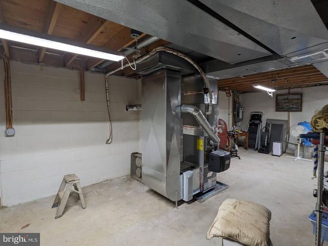 177 SUGARMAN RD, Coatesville, PA 19320