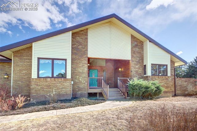 7407 Grashio Drive, Colorado Springs, CO 80920