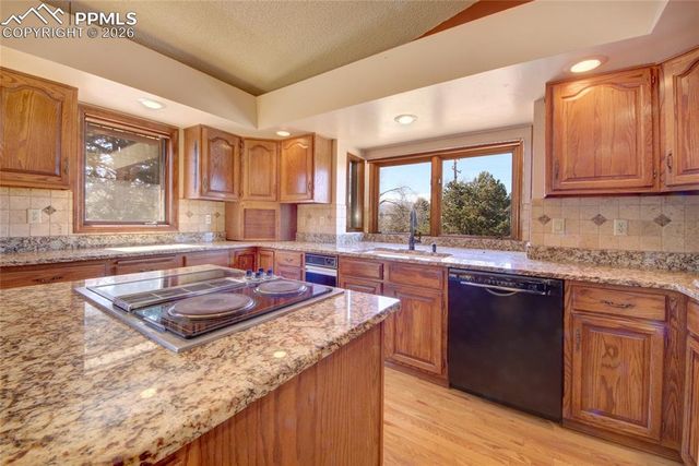 7407 Grashio Drive, Colorado Springs, CO 80920