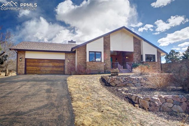 7407 Grashio Drive, Colorado Springs, CO 80920