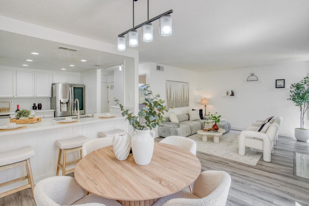 340 N Wildwood, Hercules, CA 94547