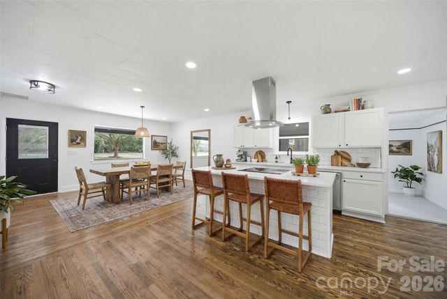 907 Amelia Street, Newberry, SC 29108