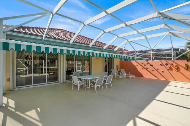 9001 SE La Creek Court, Hobe Sound, FL 33455