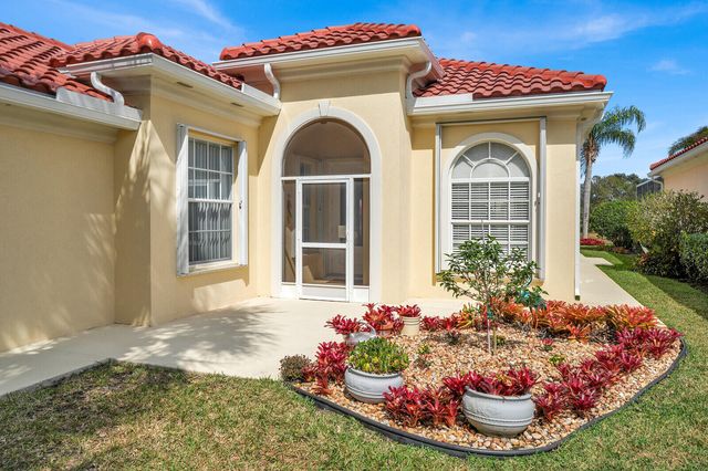 9001 SE La Creek Court, Hobe Sound, FL 33455