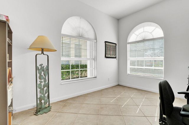 9001 SE La Creek Court, Hobe Sound, FL 33455