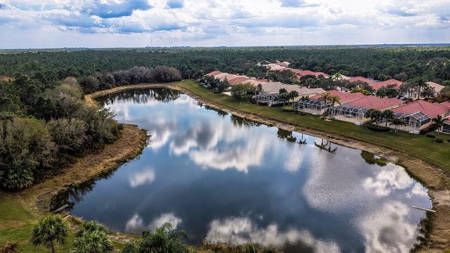 9001 SE La Creek Court, Hobe Sound, FL 33455