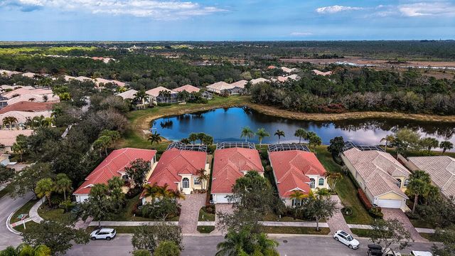 9001 SE La Creek Court, Hobe Sound, FL 33455