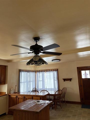 106 N Reinberg Avenue, Scottville, MI 49454