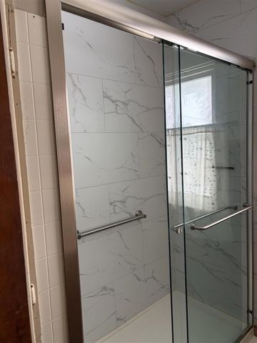 106 N Reinberg Avenue, Scottville, MI 49454