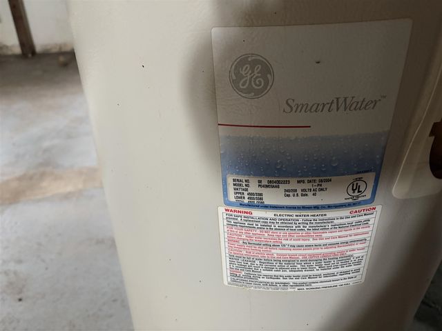 106 N Reinberg Avenue, Scottville, MI 49454