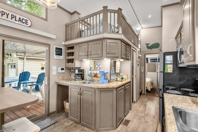 6001 - 5627 S Kings Hwy., Myrtle Beach, SC 29575
