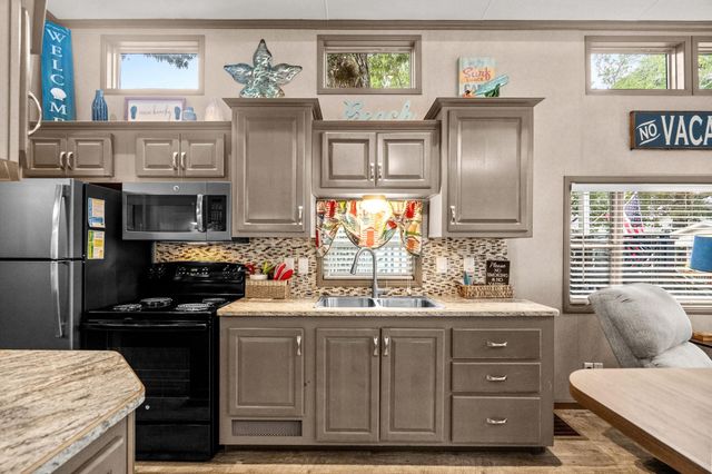 6001 - 5627 S Kings Hwy., Myrtle Beach, SC 29575