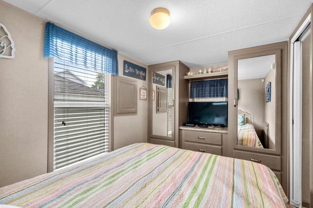 6001 - 5627 S Kings Hwy., Myrtle Beach, SC 29575