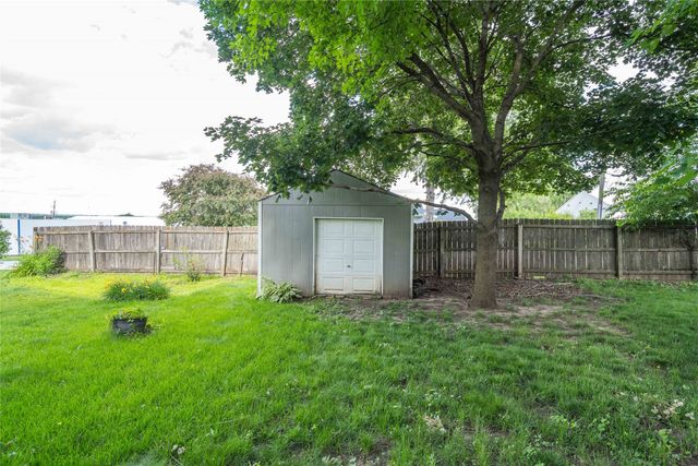 4619 61st Street, Urbandale, IA 50322