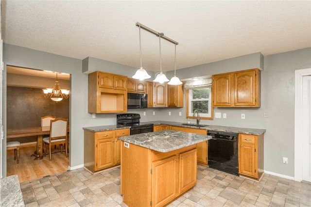 4619 61st Street, Urbandale, IA 50322