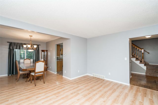 4619 61st Street, Urbandale, IA 50322