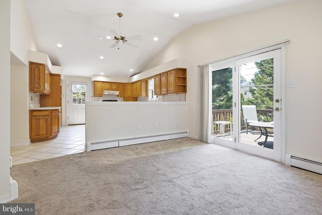 502 MONTANA AVE, Aldan, PA 19018