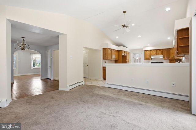 502 MONTANA AVE, Aldan, PA 19018
