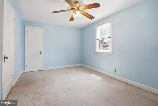 502 MONTANA AVE, Aldan, PA 19018