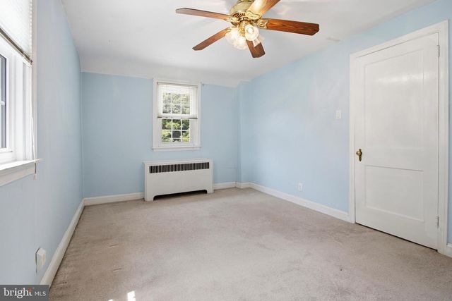 502 MONTANA AVE, Aldan, PA 19018