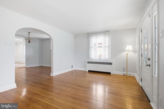502 MONTANA AVE, Aldan, PA 19018