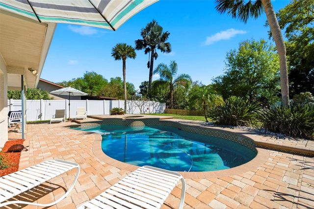 11932 99TH AVENUE, Seminole, FL 33772