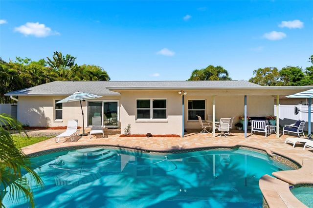 11932 99TH AVENUE, Seminole, FL 33772