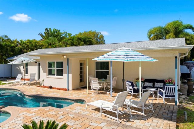 11932 99TH AVENUE, Seminole, FL 33772