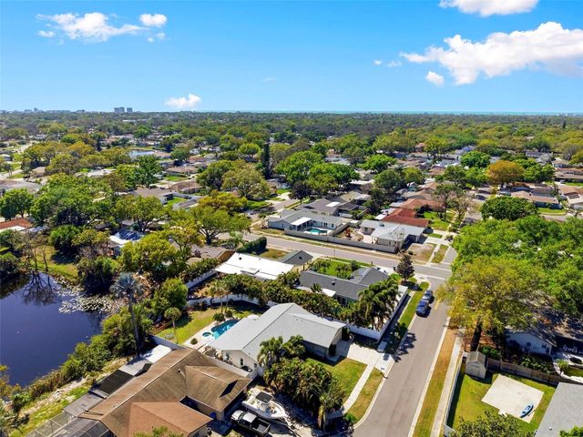 11932 99TH AVENUE, Seminole, FL 33772