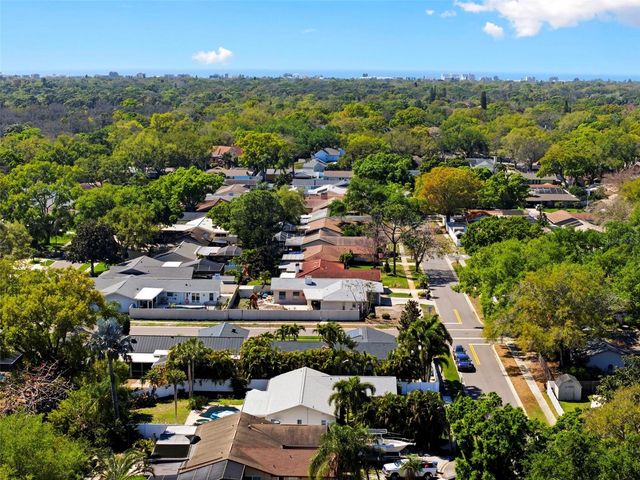 11932 99TH AVENUE, Seminole, FL 33772